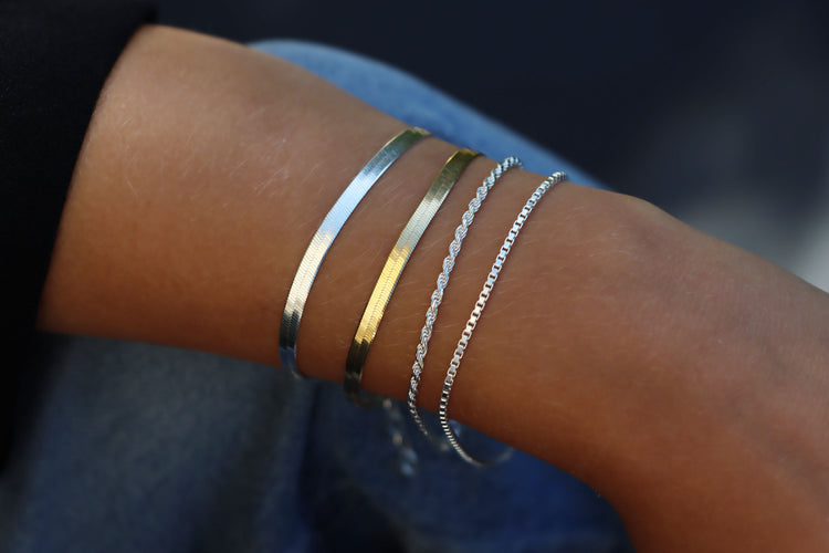 Flat Snake Chain Armband, guld