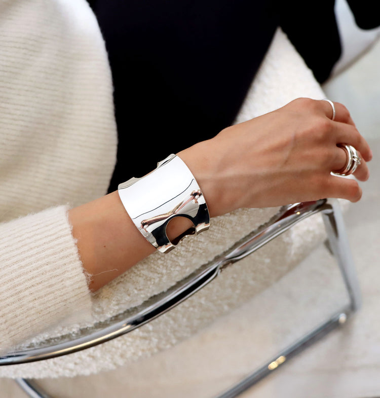 Curved Statement Cuff armband | 925 silver