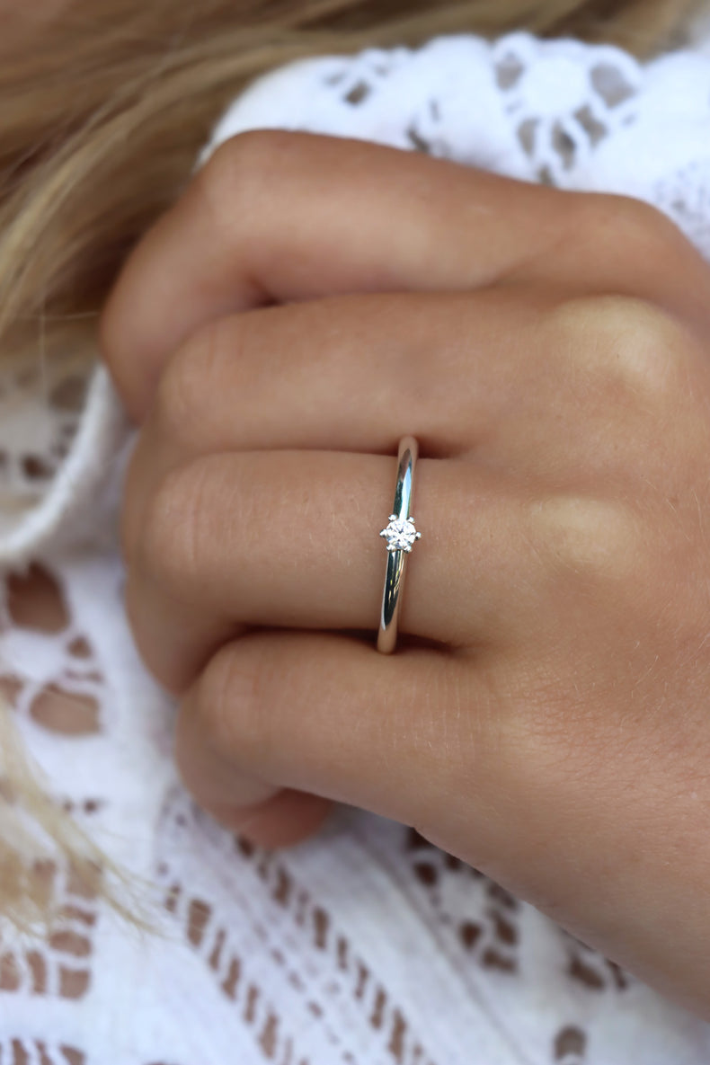Julie Diamantring 0,10 ct.