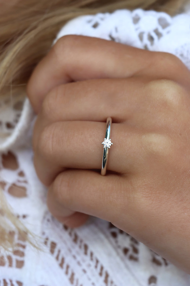 Julie Diamantring 0,10 ct.