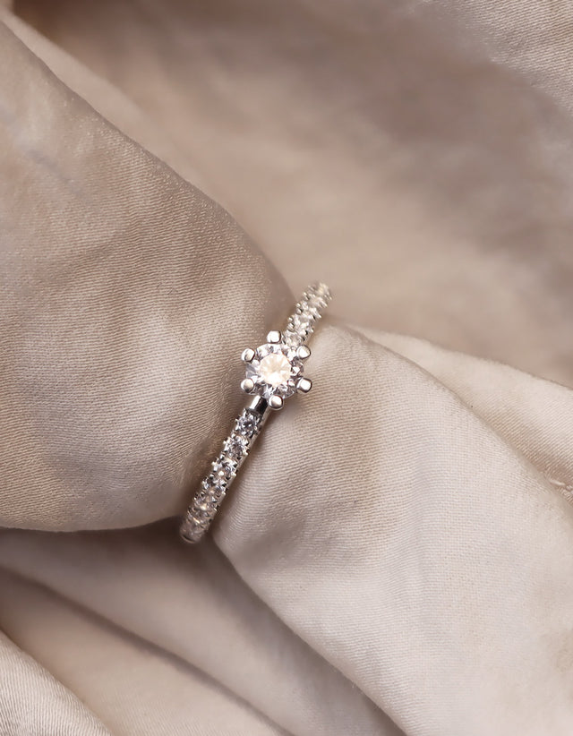 Julie Sidostensring 0,49 ct. Vigsel / Förlovningsring