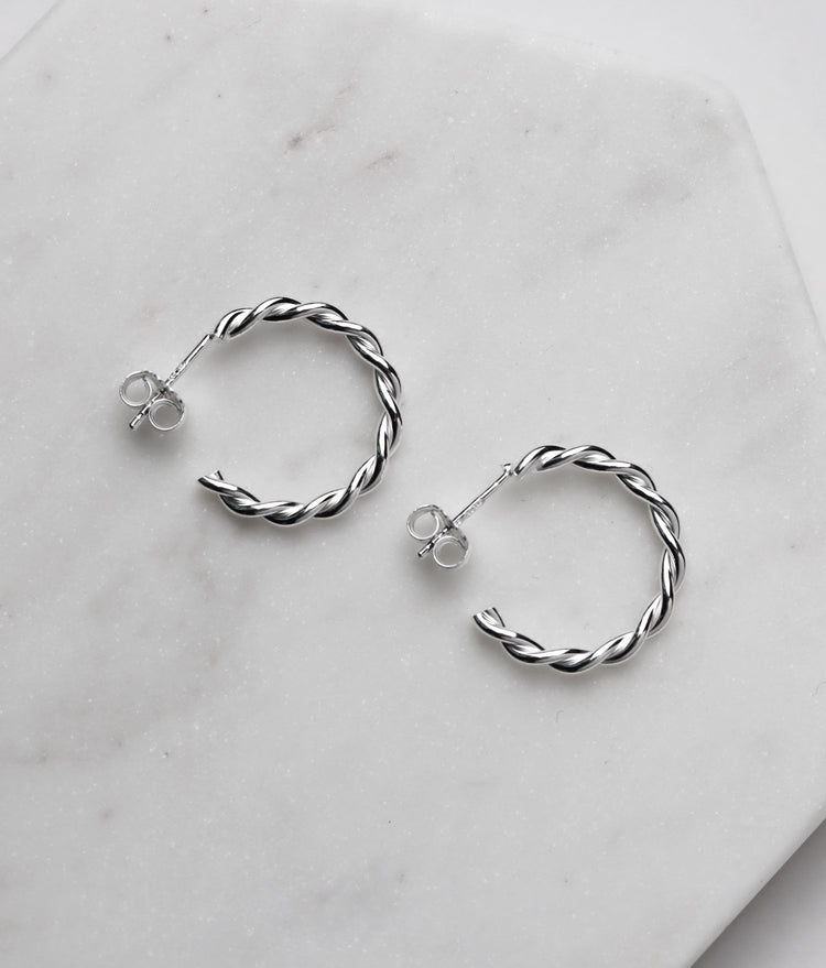 Entwine Twisted hoop earrings | 925 silver
