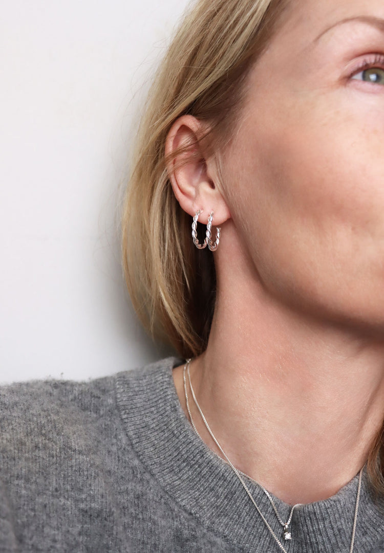 Entwine Twisted hoop earrings | 925 silver