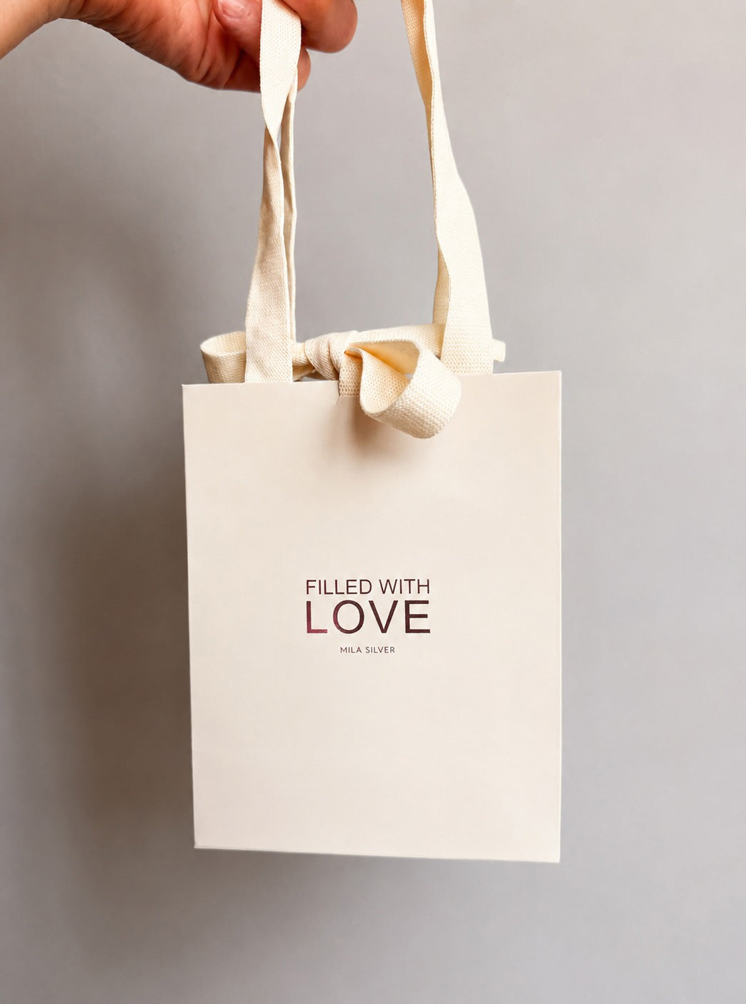 Köp Lyx Presentpåse | Filled With Love