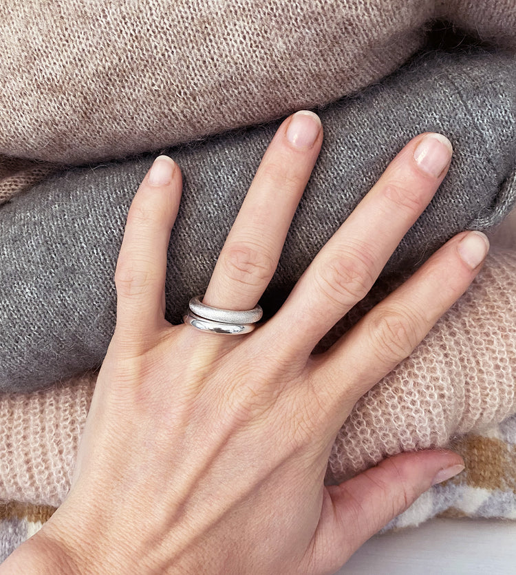 Mila Combo Ring stack 4 mm ringar Frost/Polished | 925 silver
