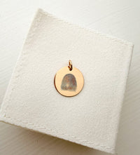 Berlock eget fingeravtryck, rund | 18k. guld