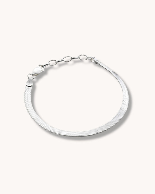 silverarmband med platt ormkedja i äkta silver. 