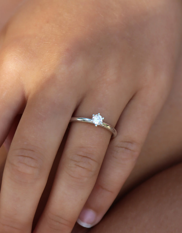 Julie 0,25 ct + schlichter Silberring 7 mm | Trauringe / Verlobungsringe Paar