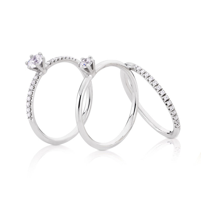 Julie Verlobungsring mit Seitensteinen – 0,49 ct Brillanten