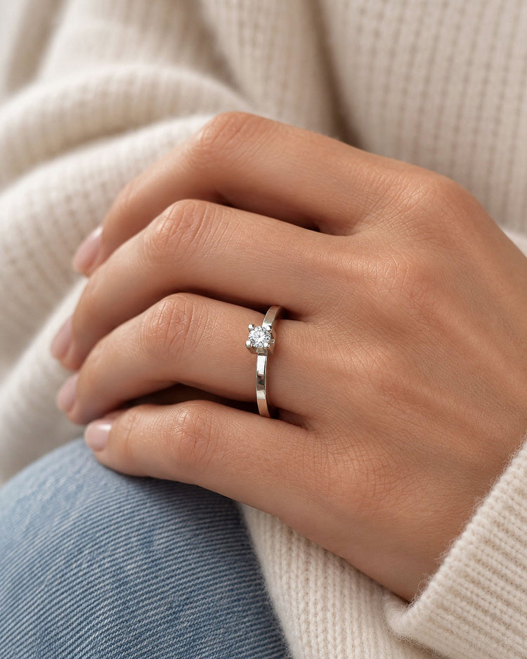 Box Everyday Diamond ring 0,10 ct - 0,5 ct | Diamantring i 925 silver
