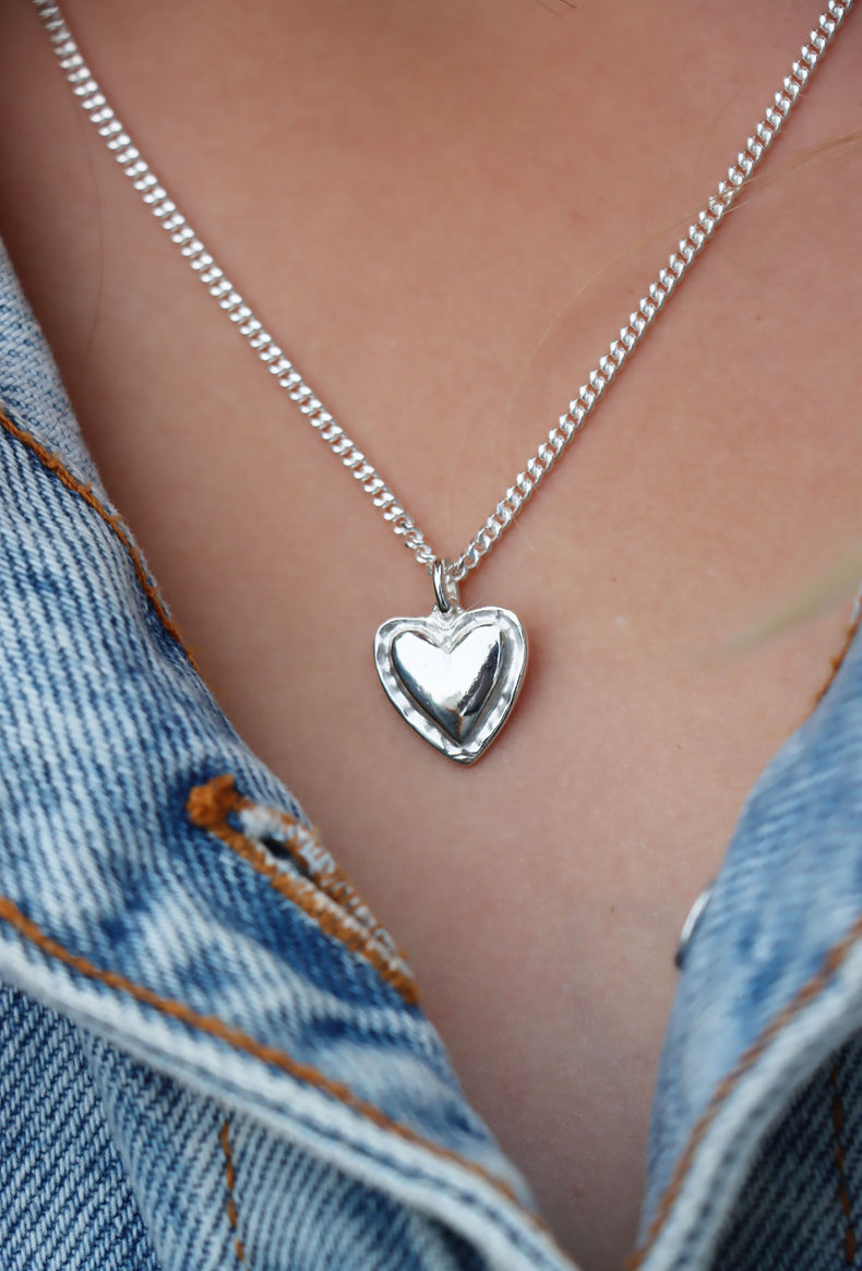 Framed Heart silver necklace