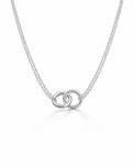 Silverhalsband till dam med två ringar i kedja. 