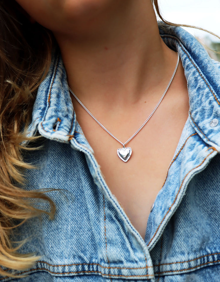 Framed Heart silver necklace