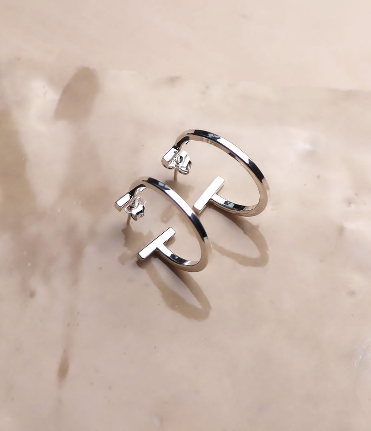 Rod Hoop örhängen, silver