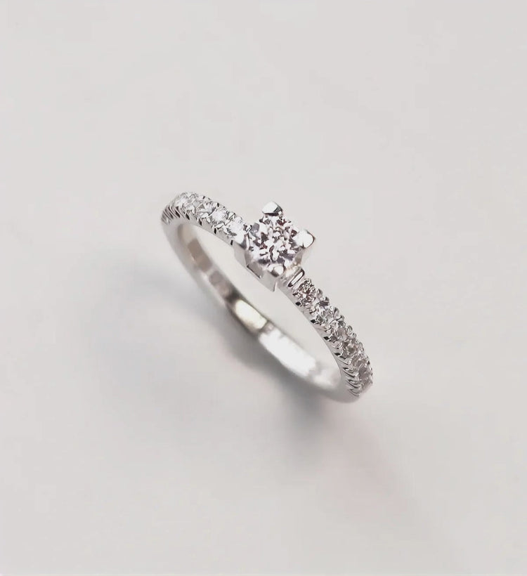 Monet Ehering / Verlobungsring, Seitensteinring 0,53 ct Diamant