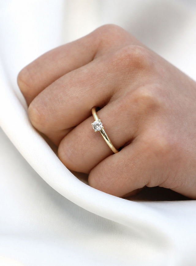 Axeline Diamantring 0,25 ct – 0,75 ct | Verlobungsring / Ehering