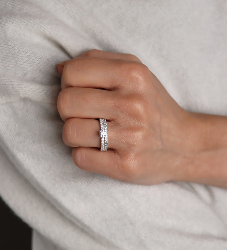 Monet Vigsel / Förlovningsring, Sidostensring 0,53 ct diamant