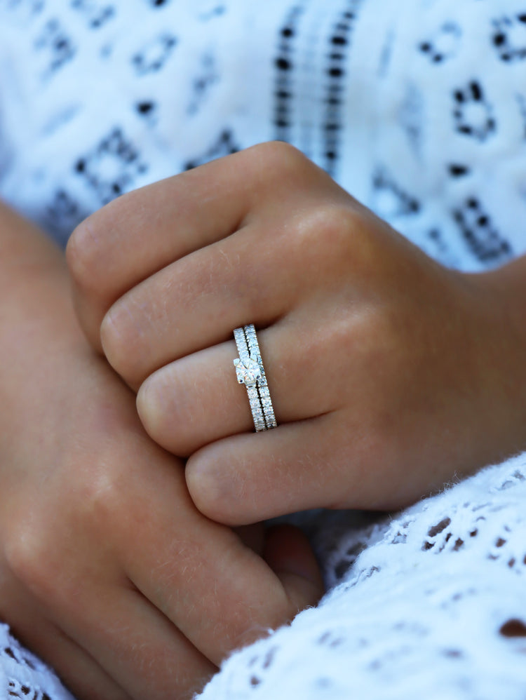 Monet Verlobungs- oder Ehering, Seitensteinring 0,53 ct Diamanten